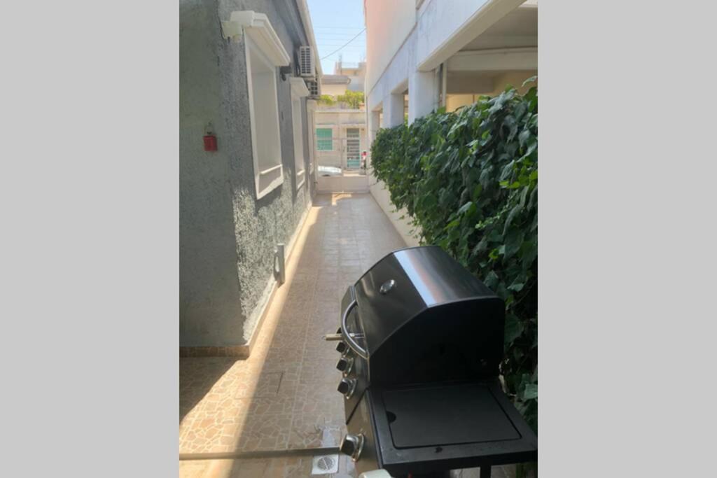Ανακαινισμενη Μονοκατοικια 125 Τμ Στο Κεντρο Με Κηπο Mesolóngion Exterior foto