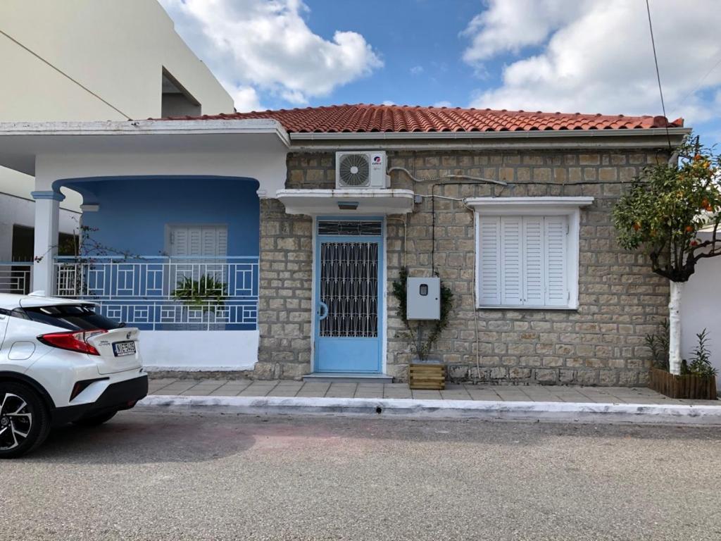 Ανακαινισμενη Μονοκατοικια 125 Τμ Στο Κεντρο Με Κηπο Mesolóngion Exterior foto